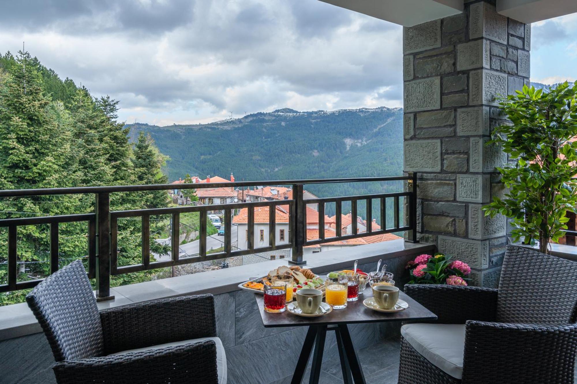 Floara Di Munte Forest Luxury Suites Metsovo Bagian luar foto